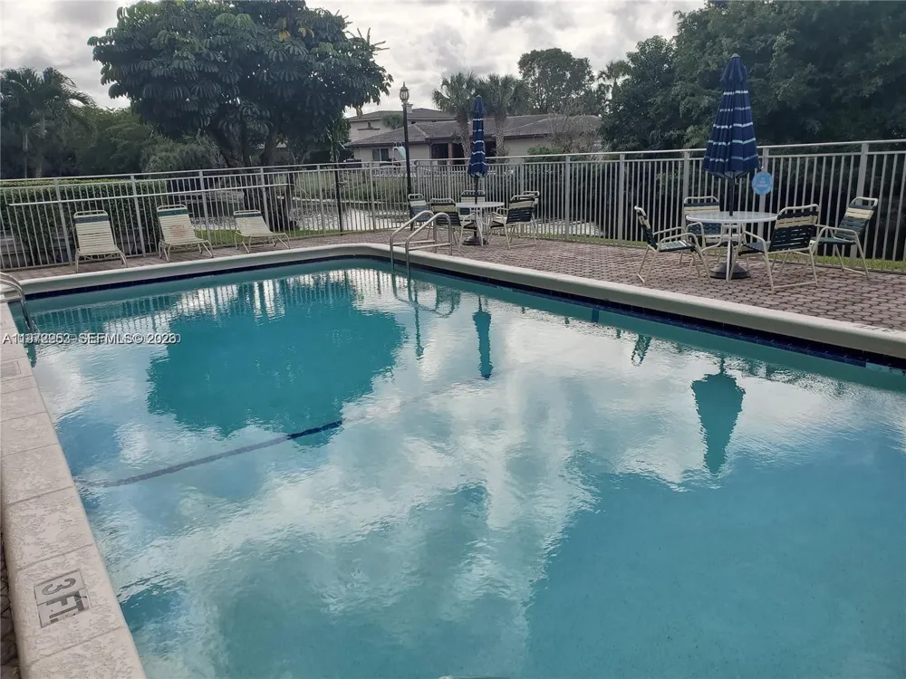 455 S Pine Island Rd #410C Plantation, FL 33324