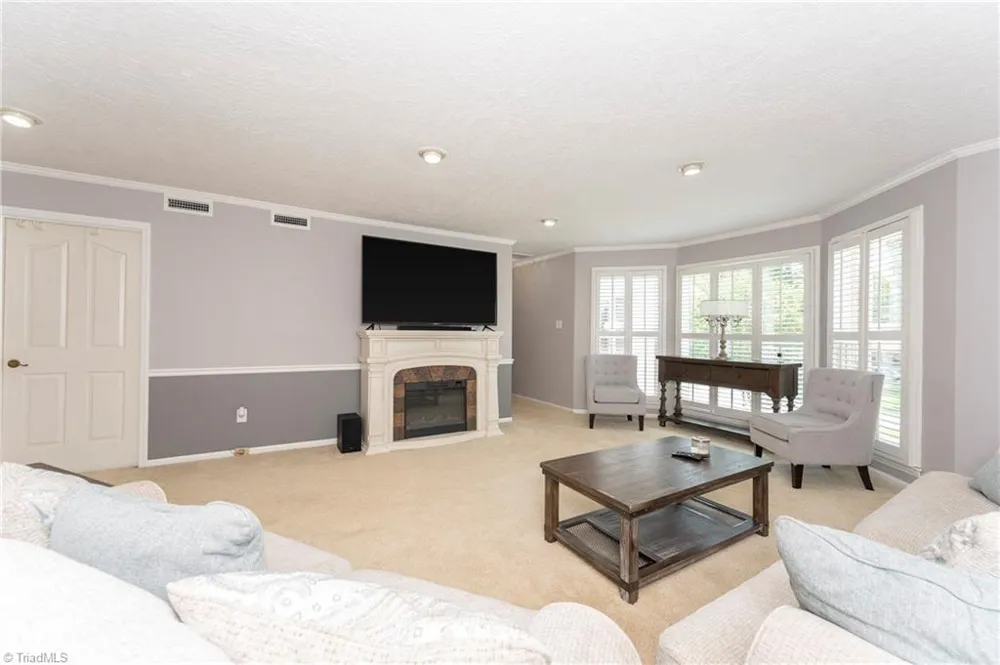 301 Virginia Drive Yadkinville, NC 27055