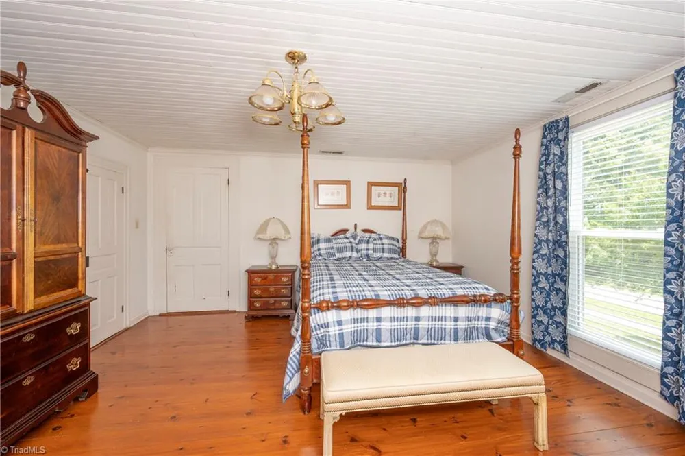301 Virginia Drive Yadkinville, NC 27055