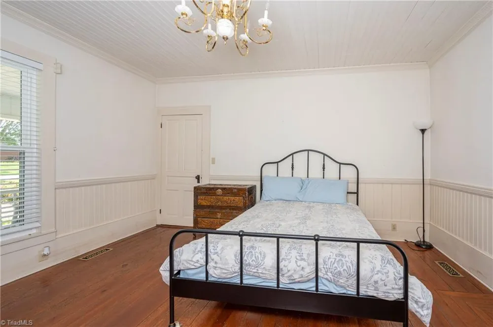 301 Virginia Drive Yadkinville, NC 27055