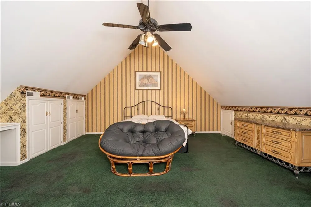 301 Virginia Drive Yadkinville, NC 27055