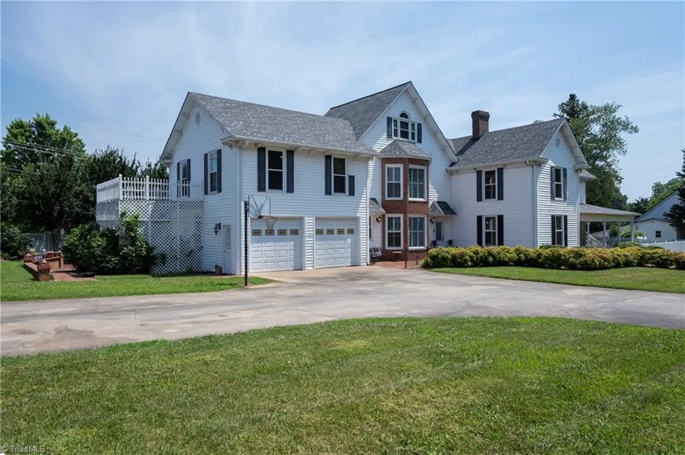 301 Virginia Drive Yadkinville, NC 27055