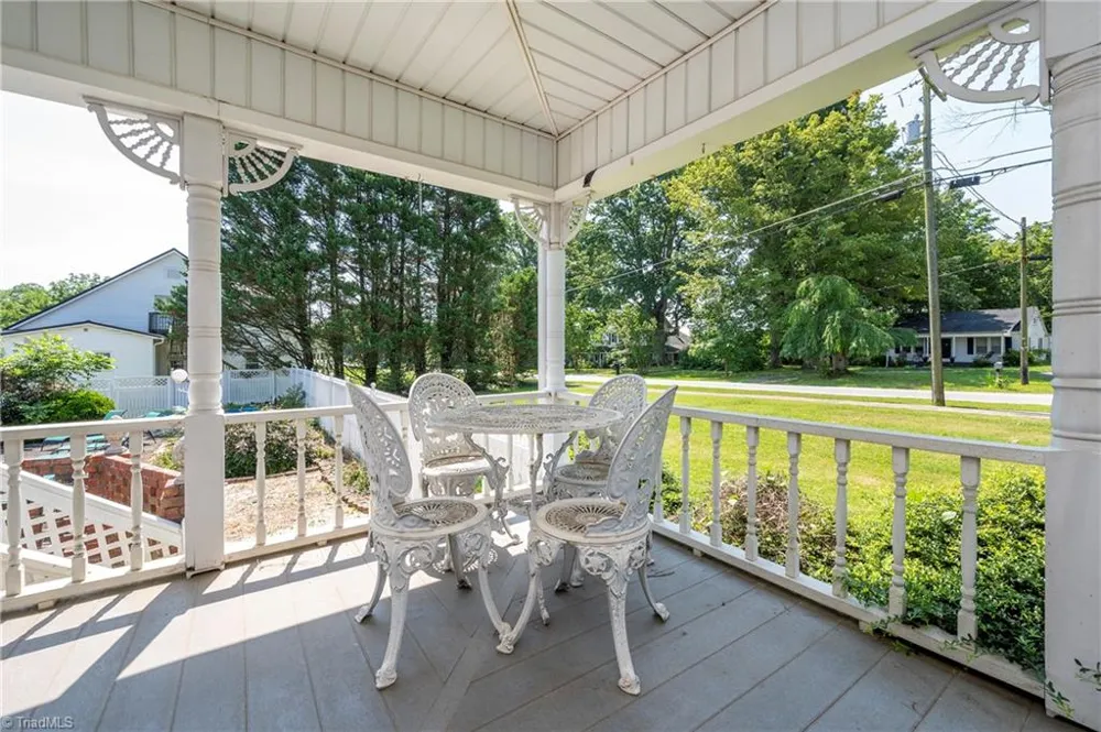 301 Virginia Drive Yadkinville, NC 27055