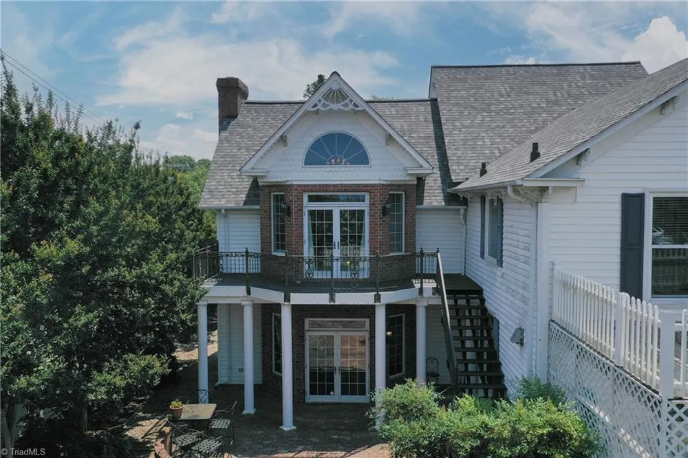 301 Virginia Drive Yadkinville, NC 27055