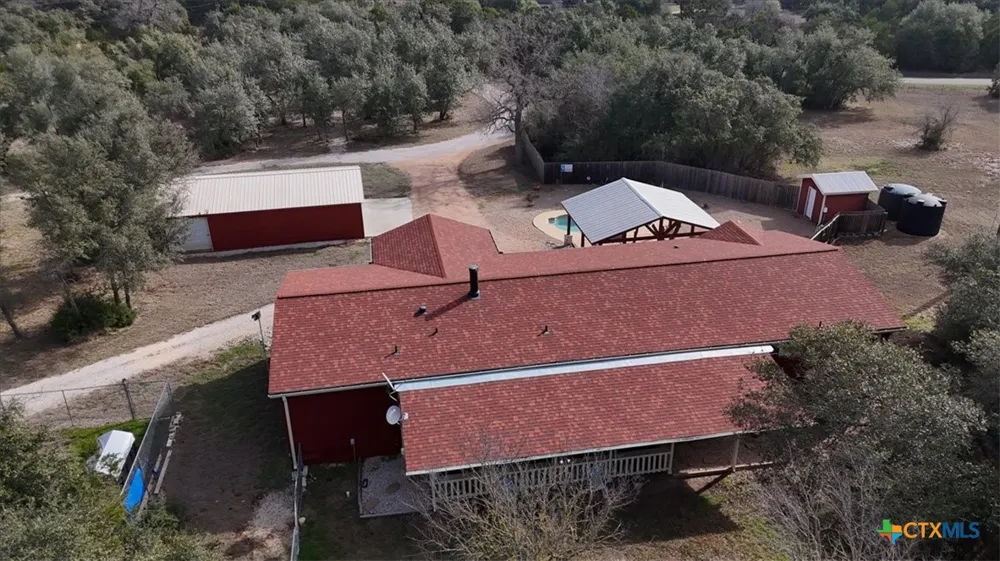 185 Trails End Road Driftwood, TX 78620