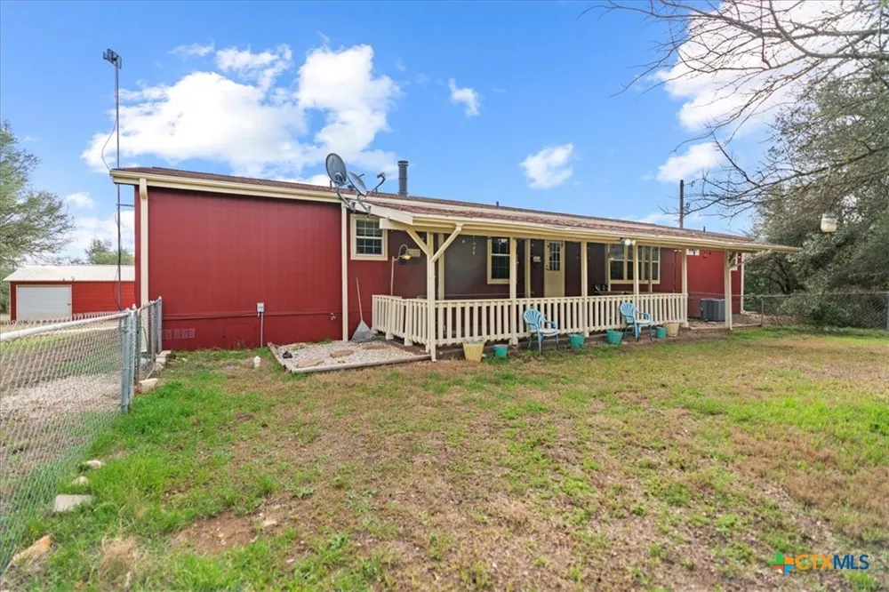185 Trails End Road Driftwood, TX 78620