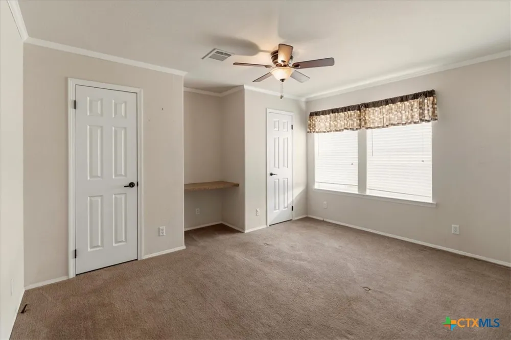 185 Trails End Road Driftwood, TX 78620