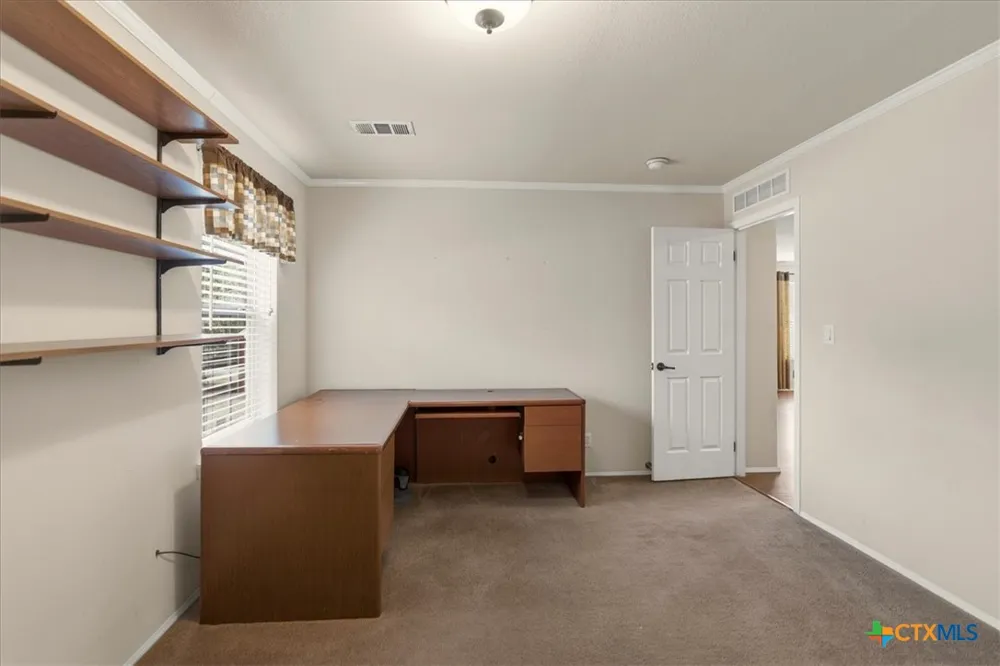 185 Trails End Road Driftwood, TX 78620