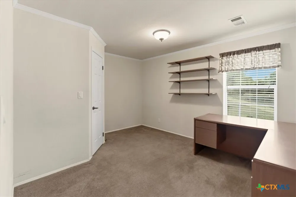 185 Trails End Road Driftwood, TX 78620