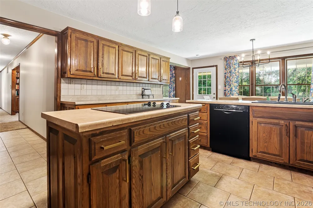 9644 EW 19 ROAD Nowata, OK 74048