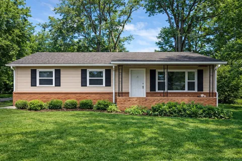 109 Apple Tree St