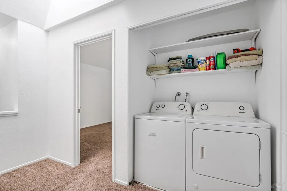 106 Courtyards E Windsor, CA 95492