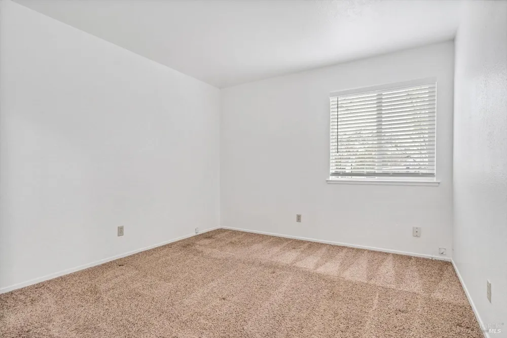 106 Courtyards E Windsor, CA 95492