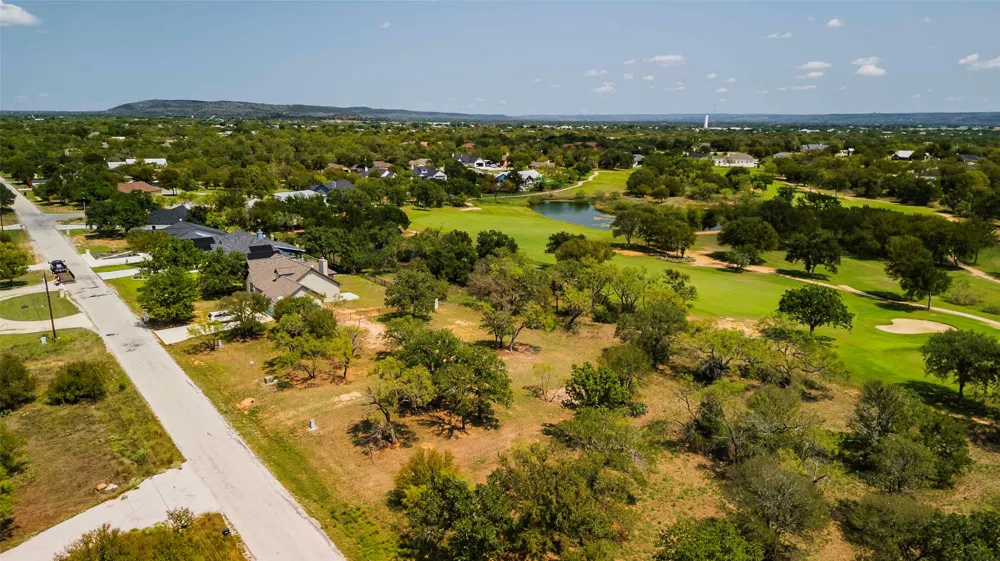85 Link Drive Kingsland, TX 78639