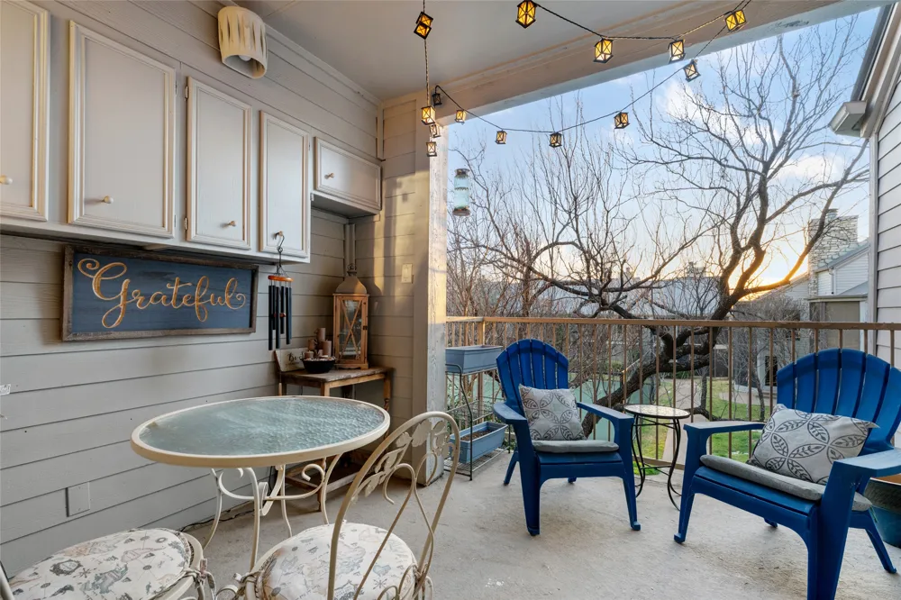 114 World Of Tennis Square #114 Lakeway, TX 78738