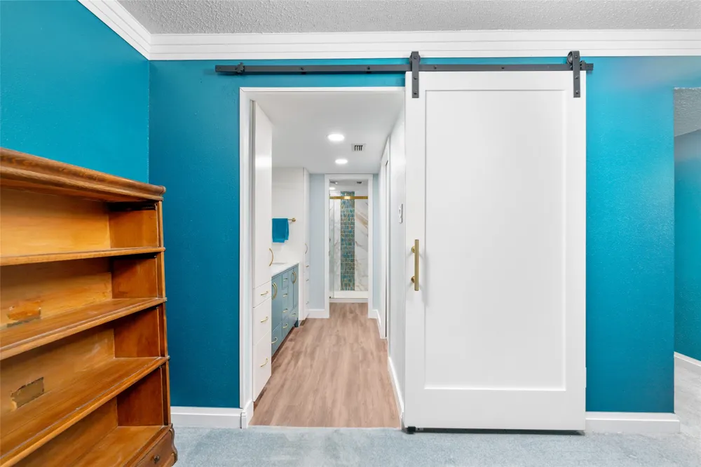 114 World Of Tennis Square #114 Lakeway, TX 78738