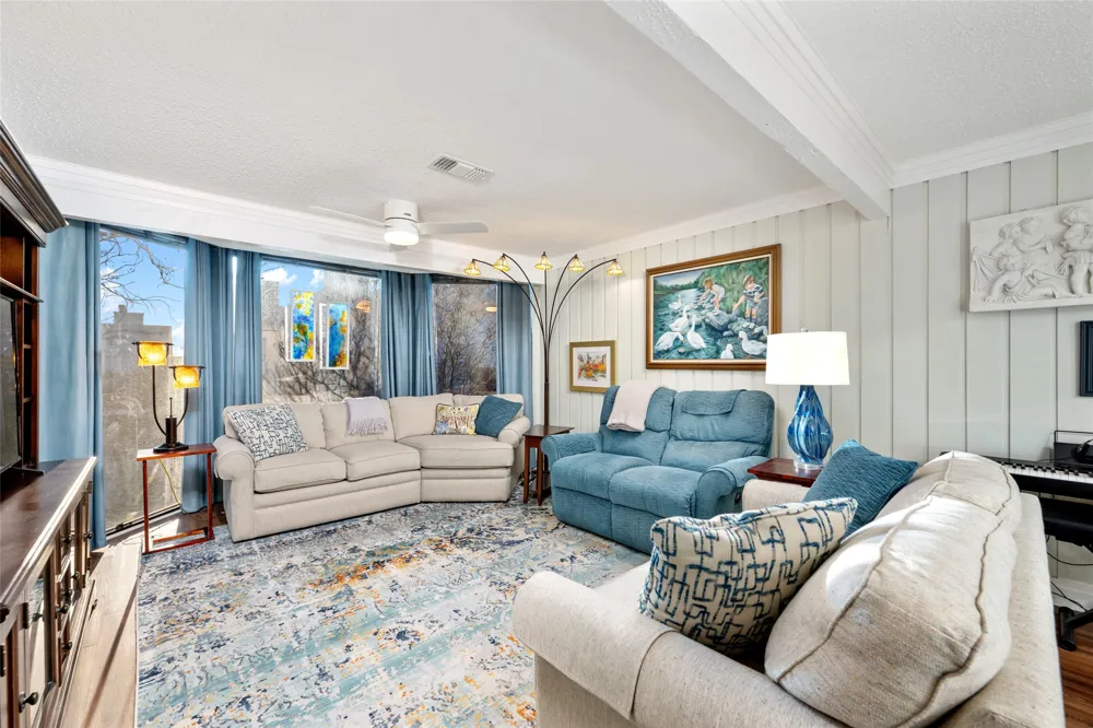 114 World Of Tennis Square #114 Lakeway, TX 78738