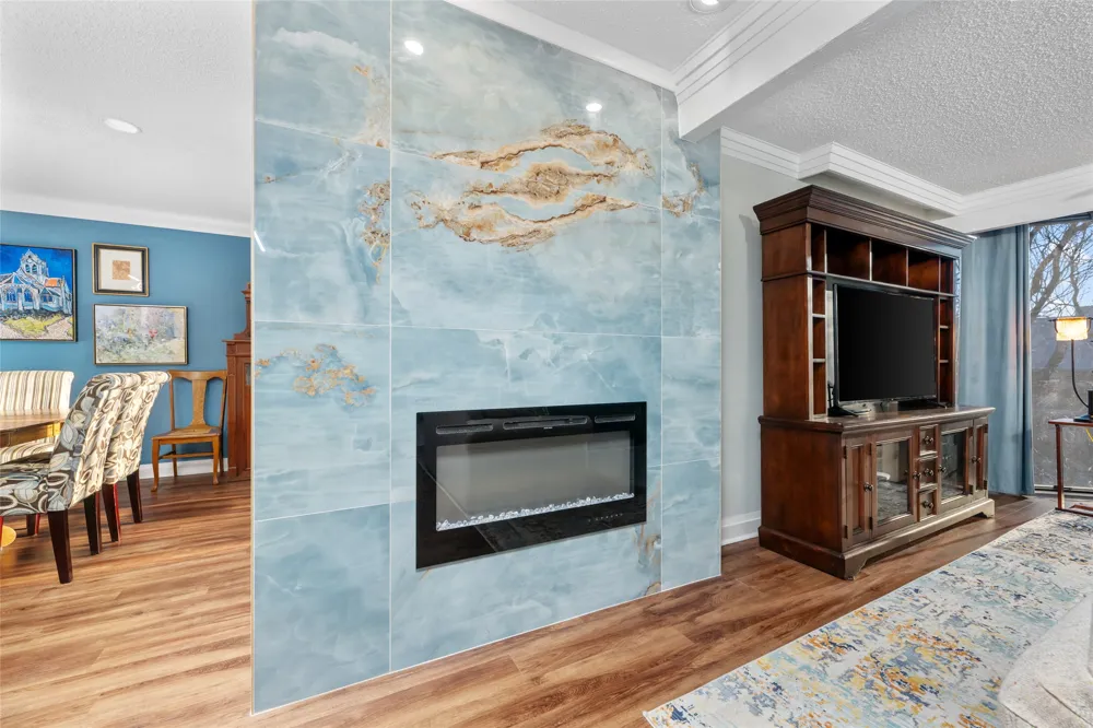 114 World Of Tennis Square #114 Lakeway, TX 78738