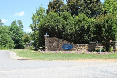 1103 Hastings Court