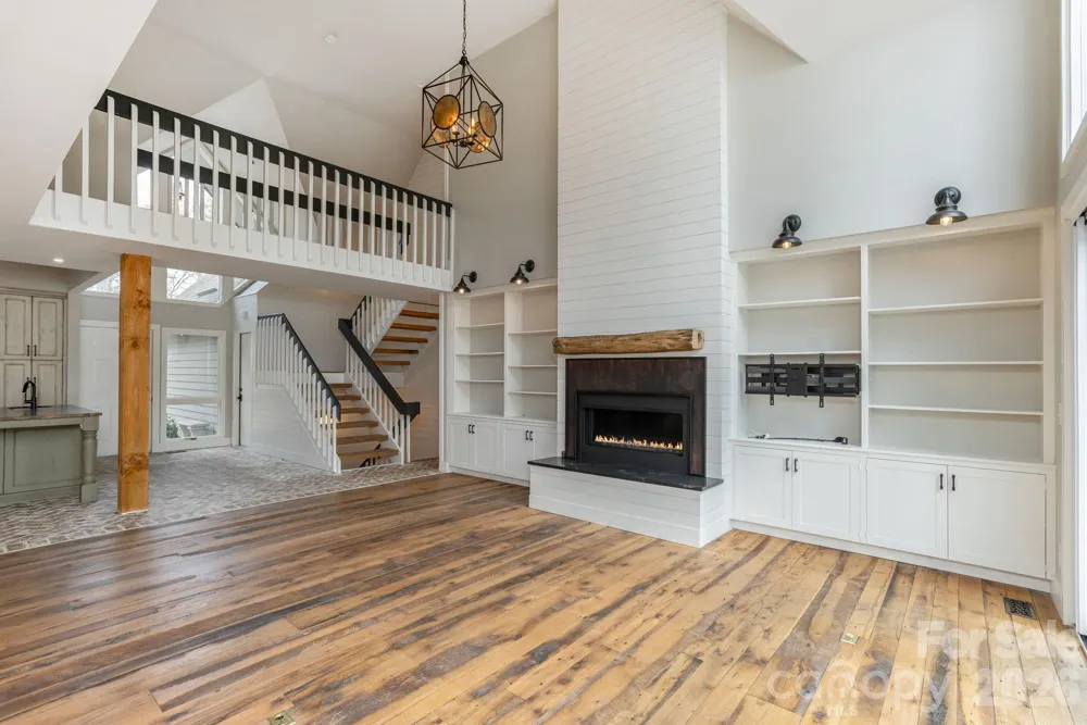 155 WINDING MEADOWS DRIVE Flat Rock, NC 28731