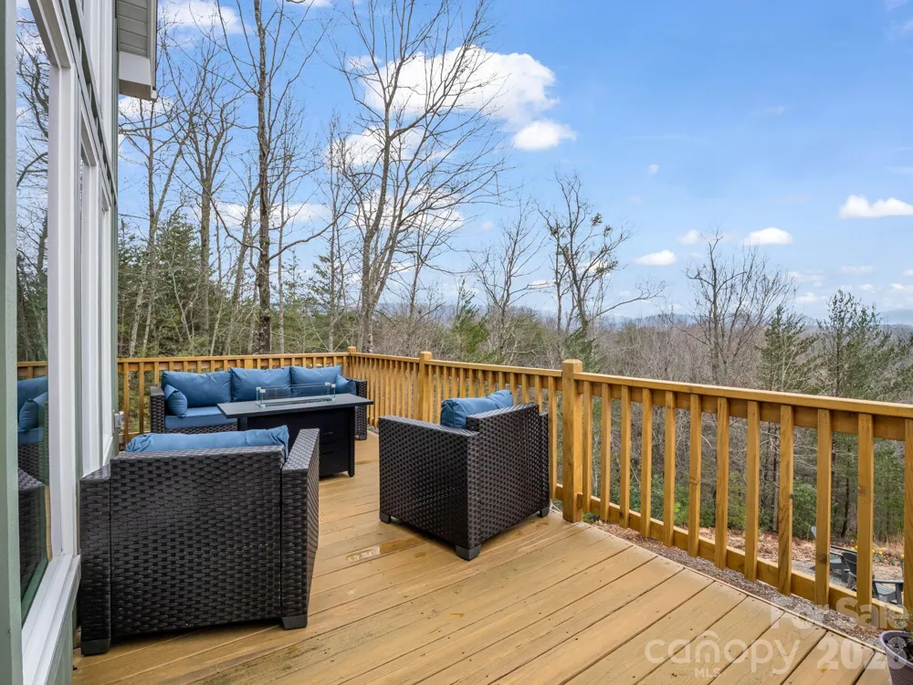 631 Mountain Parkway Mill Spring, NC 28756