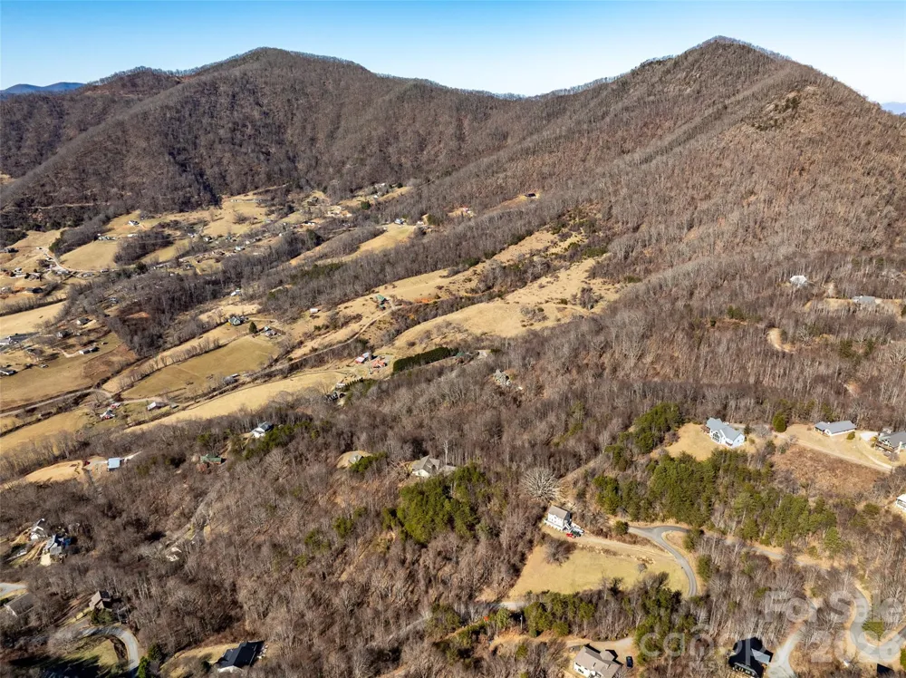 9999 Hunters Ridge Drive Canton, NC 28716