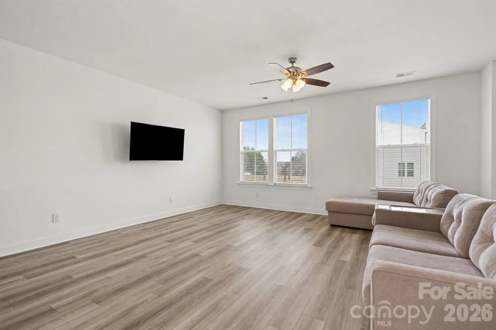 9245 DELANCEY LANE NW Concord, NC 28027