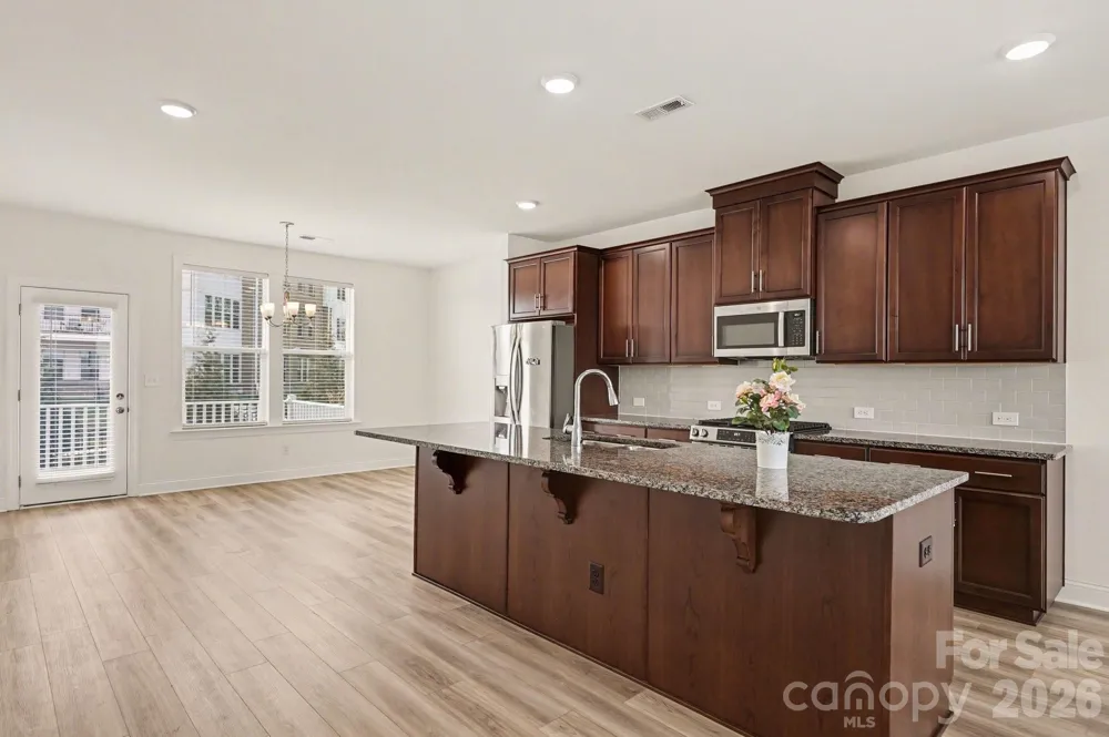 9245 DELANCEY LANE NW Concord, NC 28027