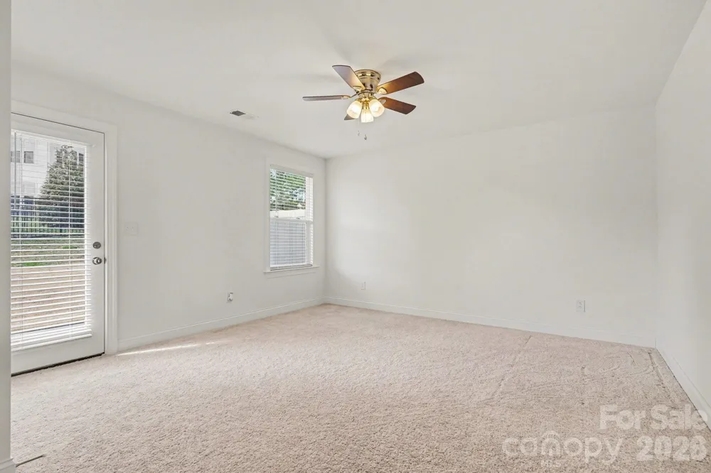 9245 DELANCEY LANE NW Concord, NC 28027