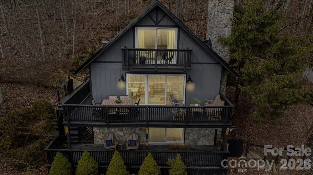 556/558 Thorncliff Drive Seven Devils, NC 28604