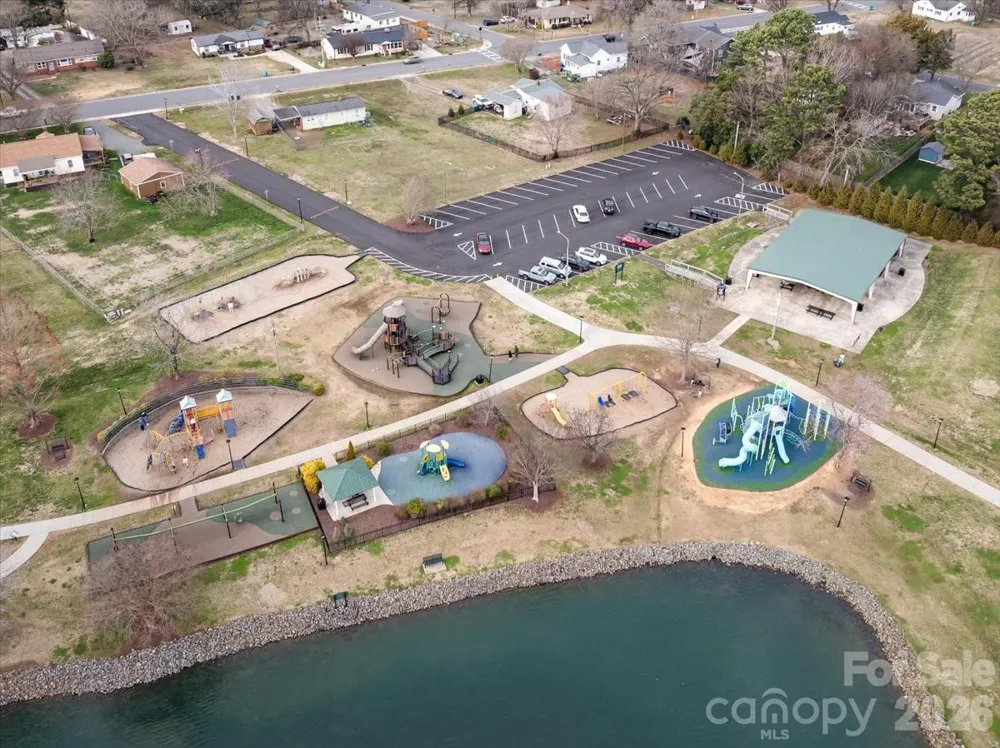 237 Water Oak Drive Pineville, NC 28134
