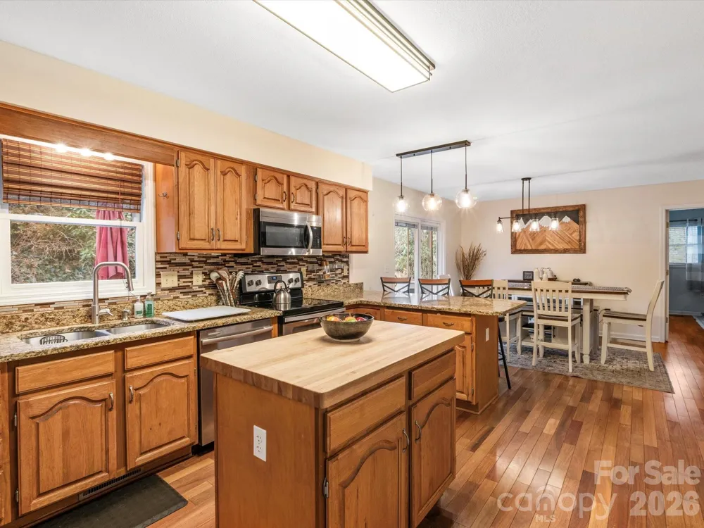 26 Morrow Drive Fairview, NC 28730