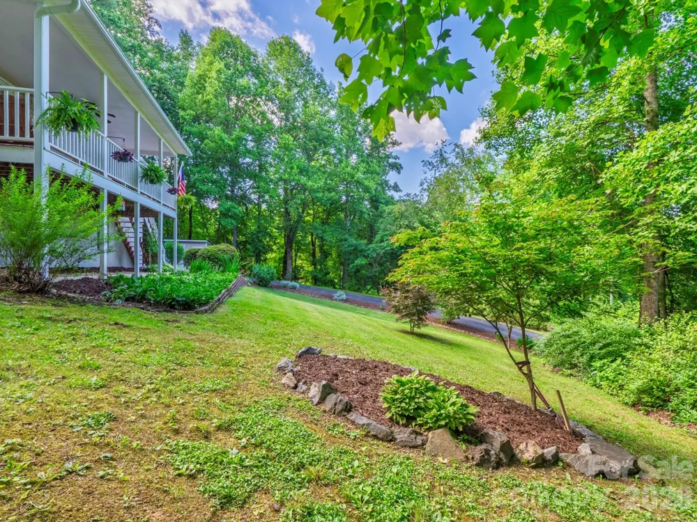 26 Morrow Drive Fairview, NC 28730