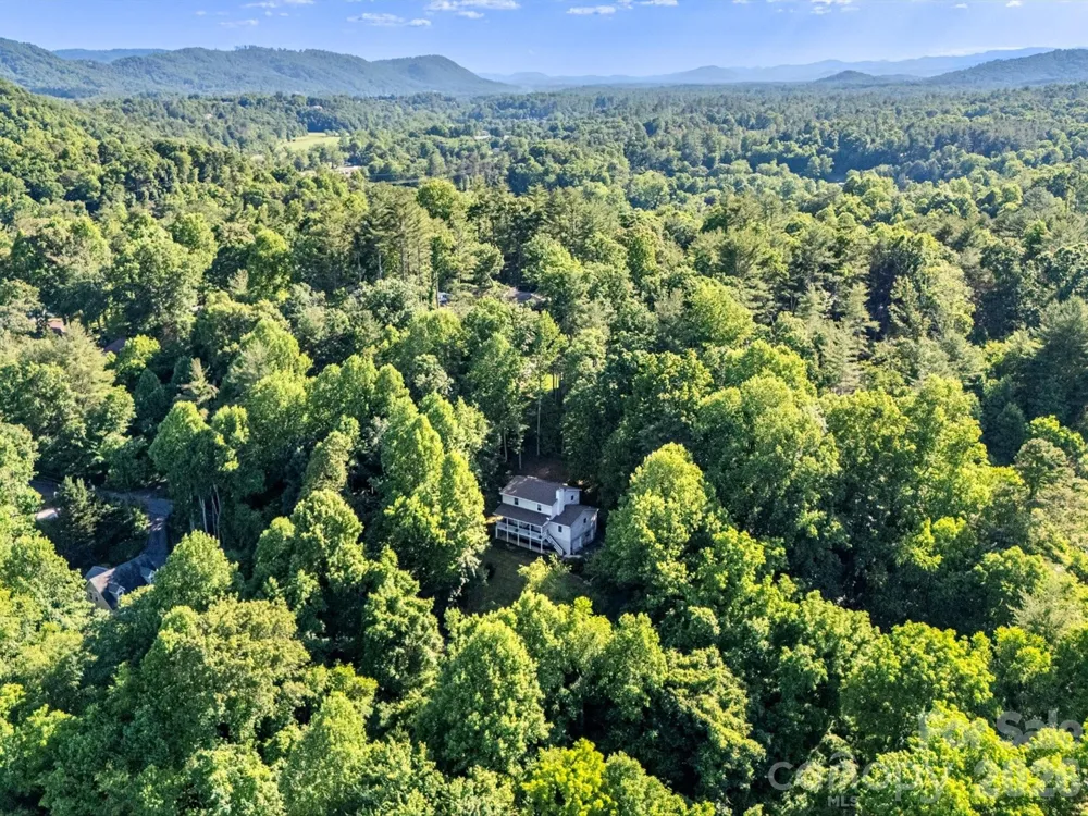 26 Morrow Drive Fairview, NC 28730