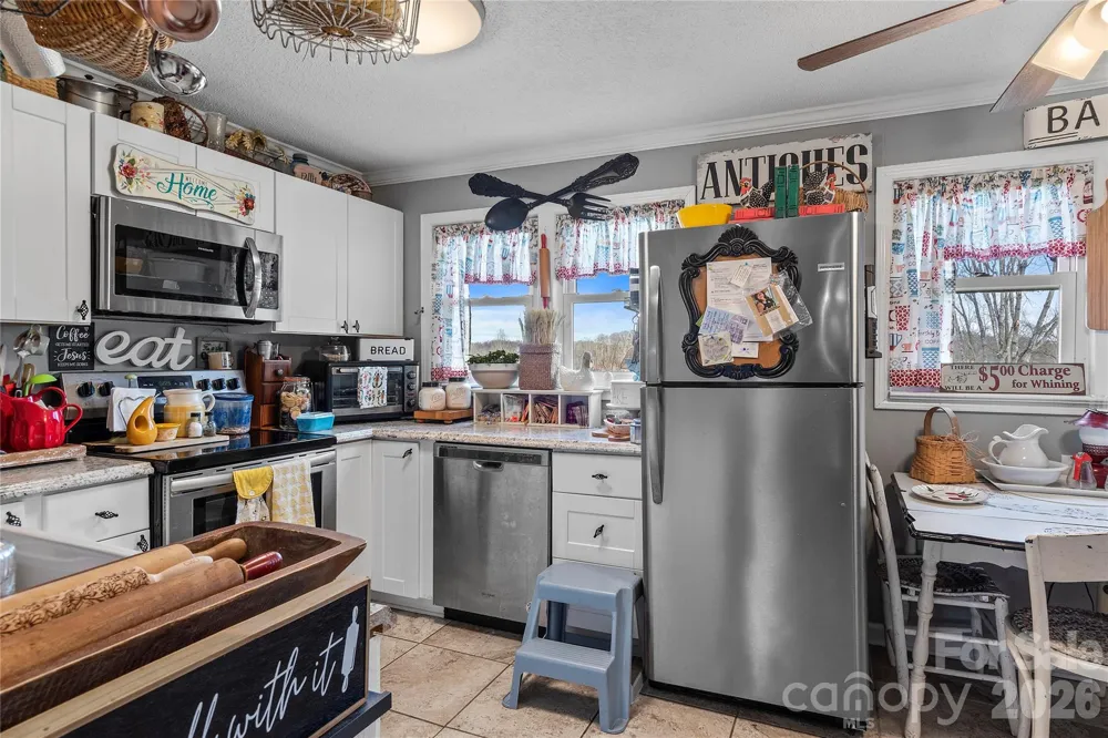 113 Hardy Street Jonesville, NC 28642