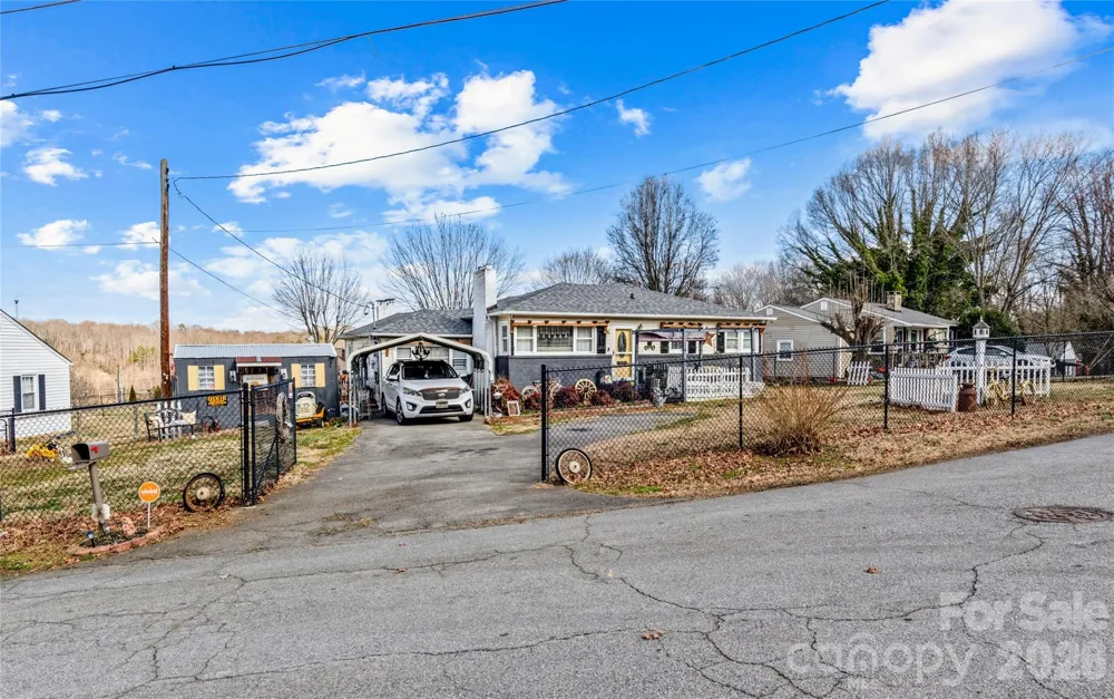 113 Hardy Street Jonesville, NC 28642