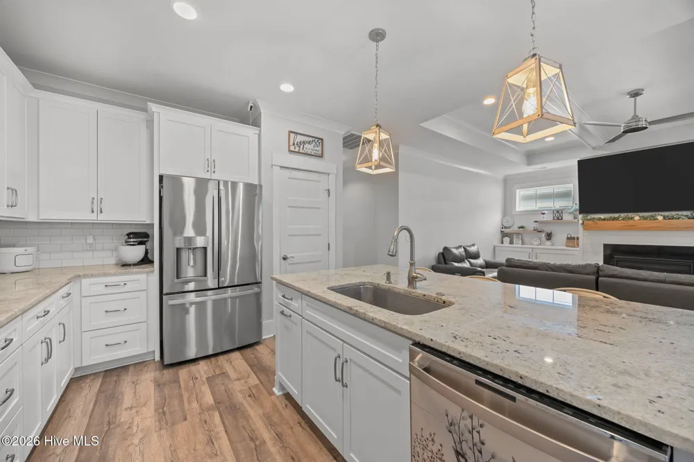 539 Moss Lake Lane Holly Ridge, NC 28445