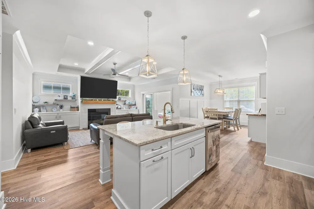 539 Moss Lake Lane Holly Ridge, NC 28445