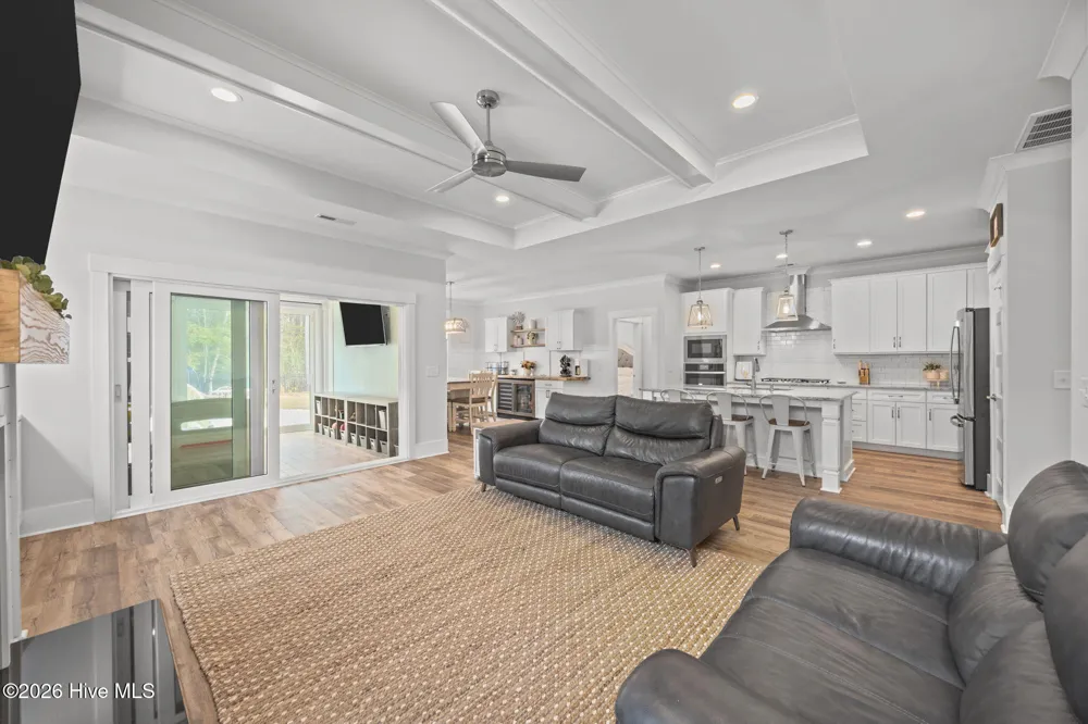 539 Moss Lake Lane Holly Ridge, NC 28445
