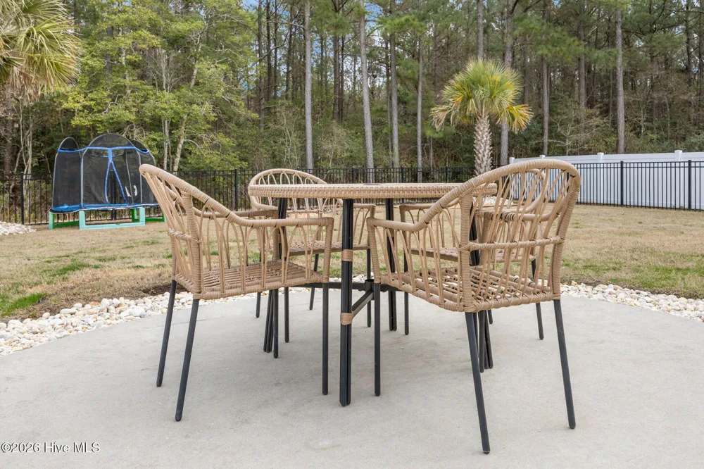539 Moss Lake Lane Holly Ridge, NC 28445