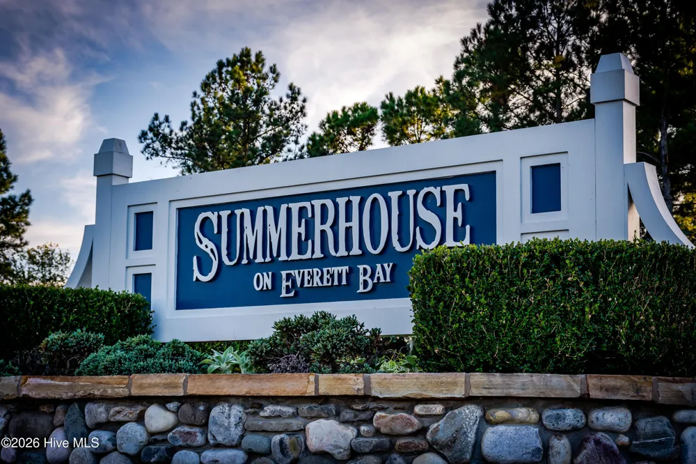 539 Moss Lake Lane Holly Ridge, NC 28445