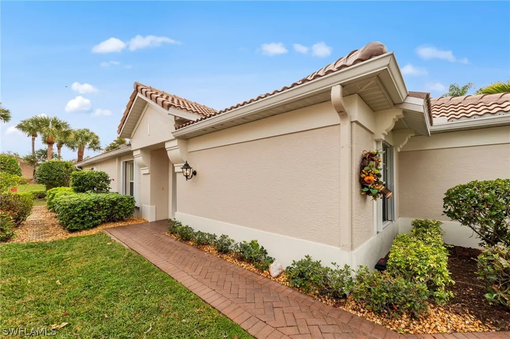 Colonial Country Club Boulevard Fort Myers, FL 33913