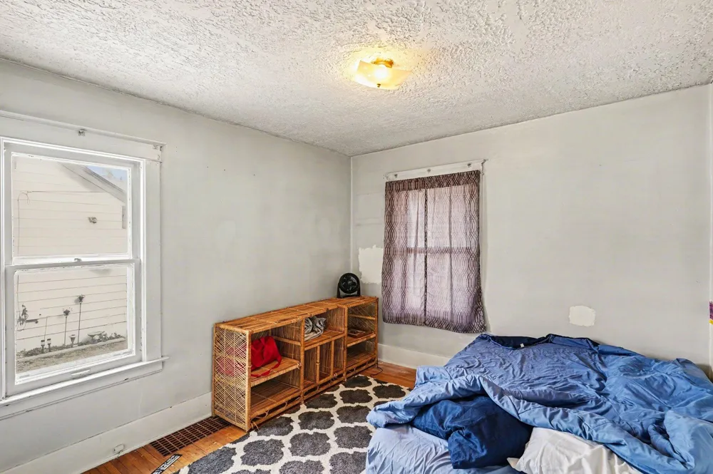 2245 Taft Street Saginaw, MI 48602
