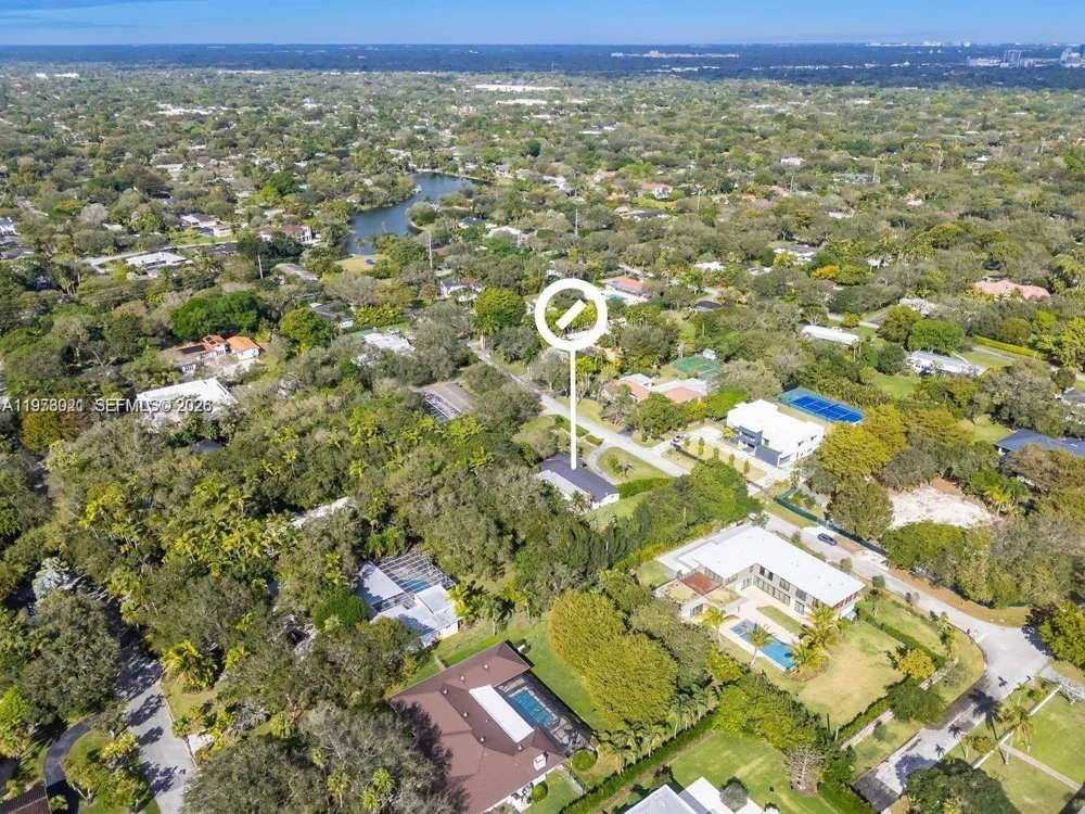 6440 SW 129th Ter Pinecrest, FL 33156