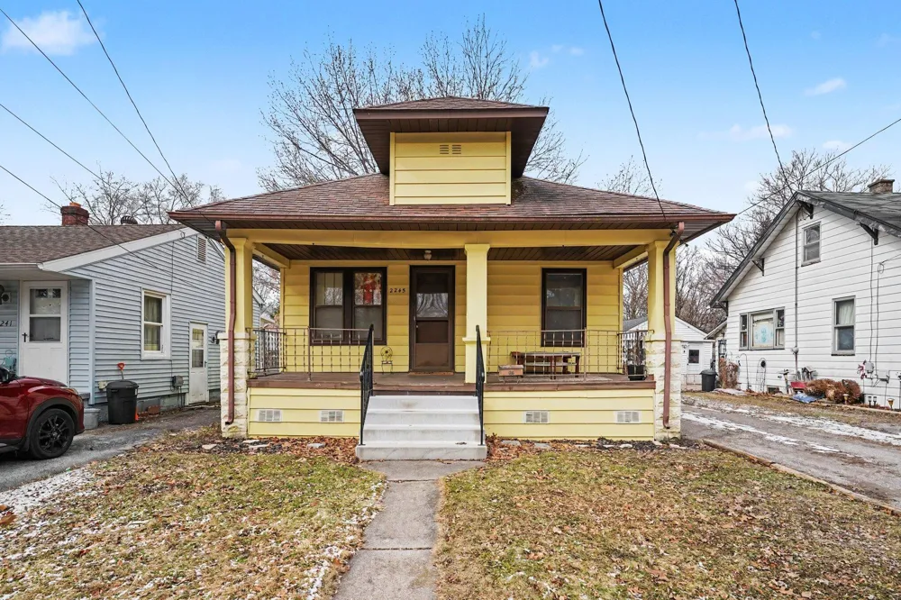 2245 Taft Street Saginaw City, MI 48602