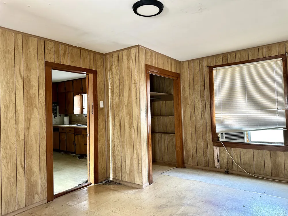 1148 Old Nails Creek Road Giddings, TX 78942