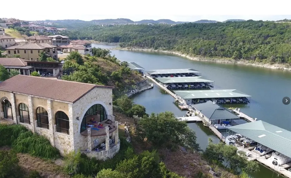 416 Maialina Cove Lakeway, TX 78738