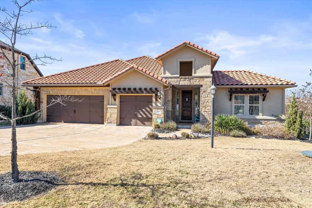 416 Maialina Cove Lakeway, TX 78738