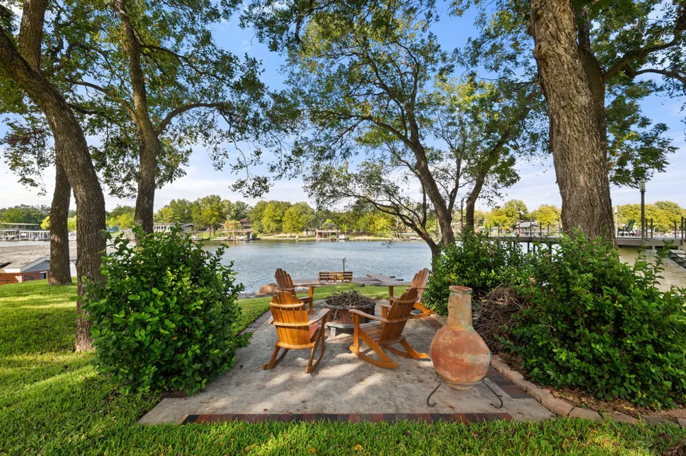 104 River Ranch Road Kingsland, TX 78639