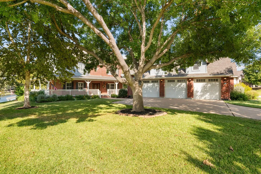 104 River Ranch Road Kingsland, TX 78639